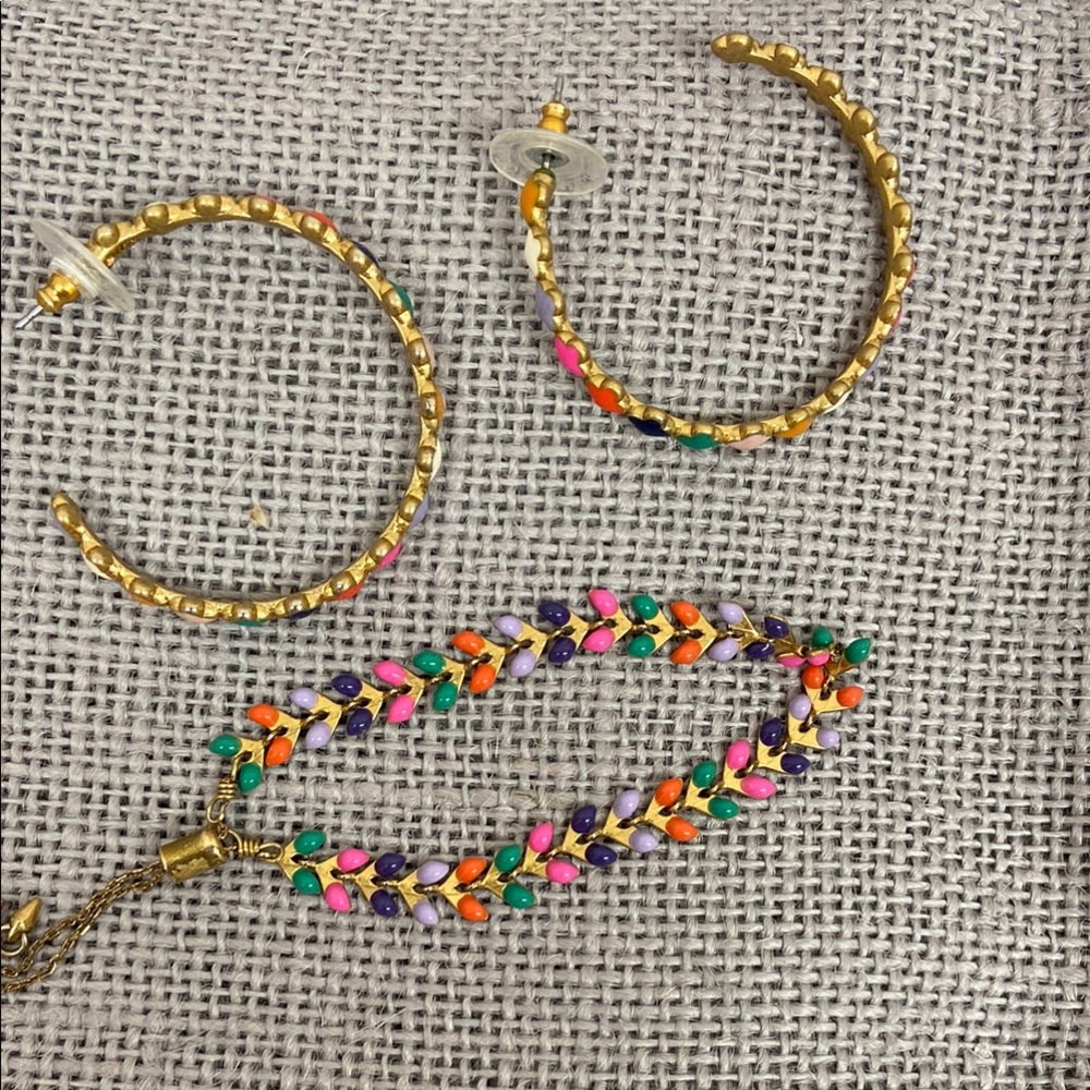 Enamel bracelet and earring set from Stella and Dot